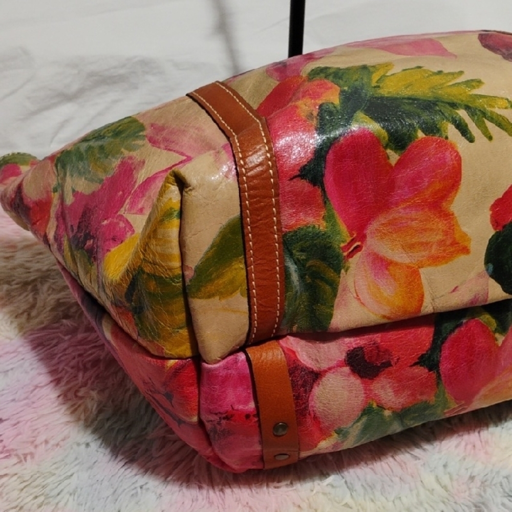 SALE! Patricia Nash Benvenuto Smooth Floral Leather Tote Hardly Used - Picture 9 of 16